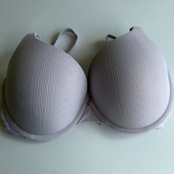 Victoria's Secret 32DD T-Shirt Push--Up, Full Coverage Bra Lavendar Pointelle - Picture 3 of 10